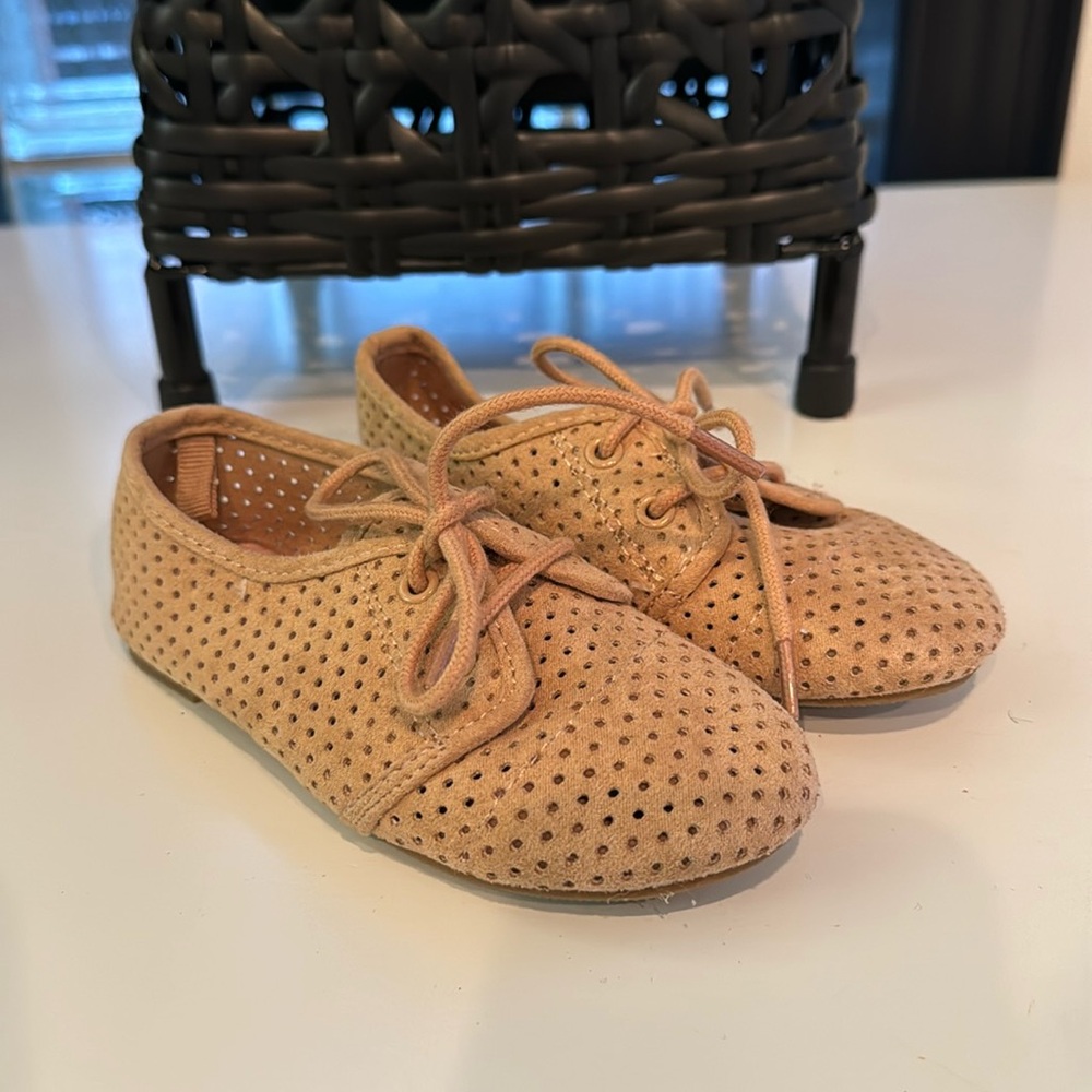 OLD NAVY Toddler Mary Jane’s